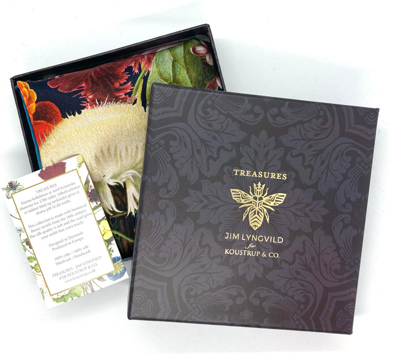 Arrives in a box for storage.