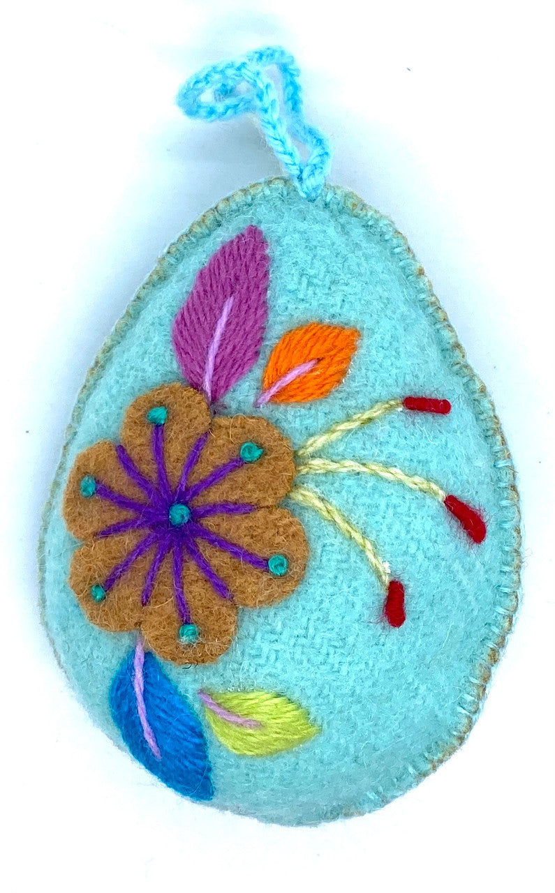 Flower Egg Felt Ornament (blue)