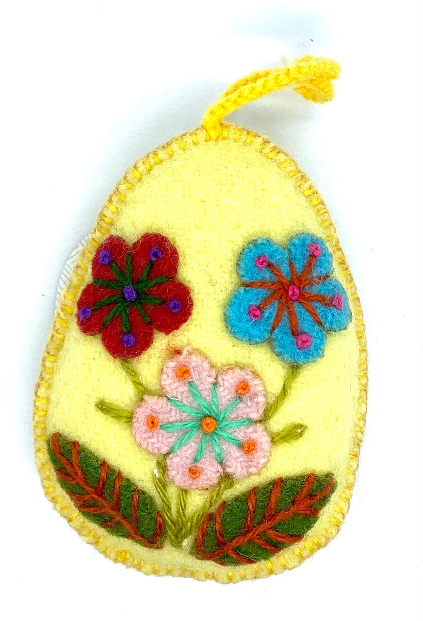 Flower Egg Felt Ornament (yellow)