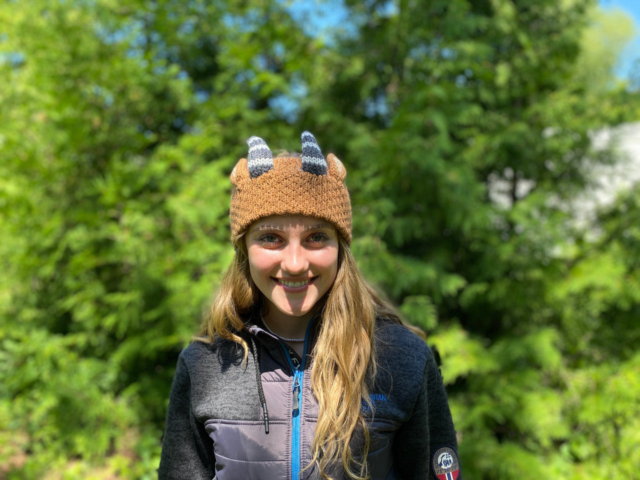 Al Johnson's Goat KnitHeadband (brown)