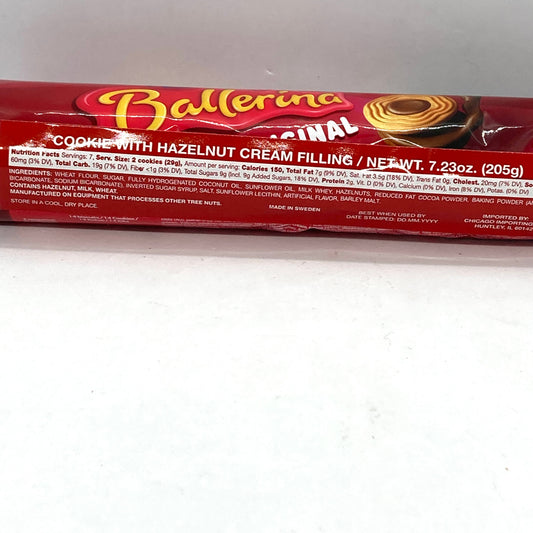 Ballerina Cookie with Hazelnut Cream