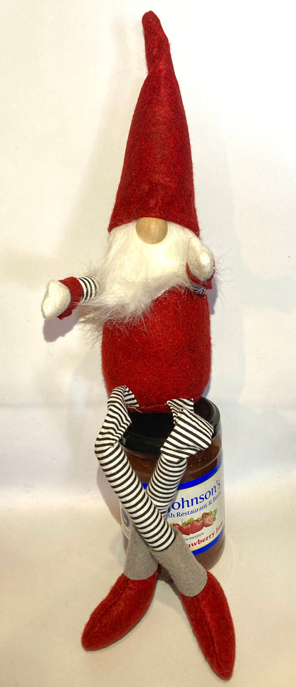 Sitting Nisse Striped Legs