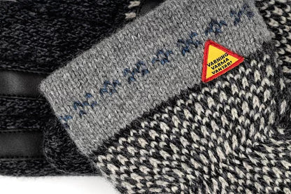 Skaftö Sot Wool Gloves (Medium)