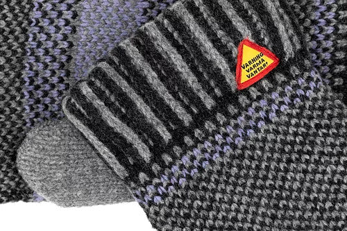 Fager Iris Wool Mittens (Medium)