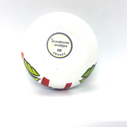 White Dalahorse Votive bottom