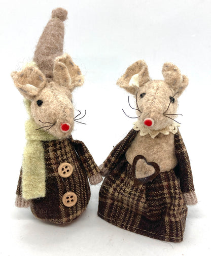 The Plaid Mouse Couple