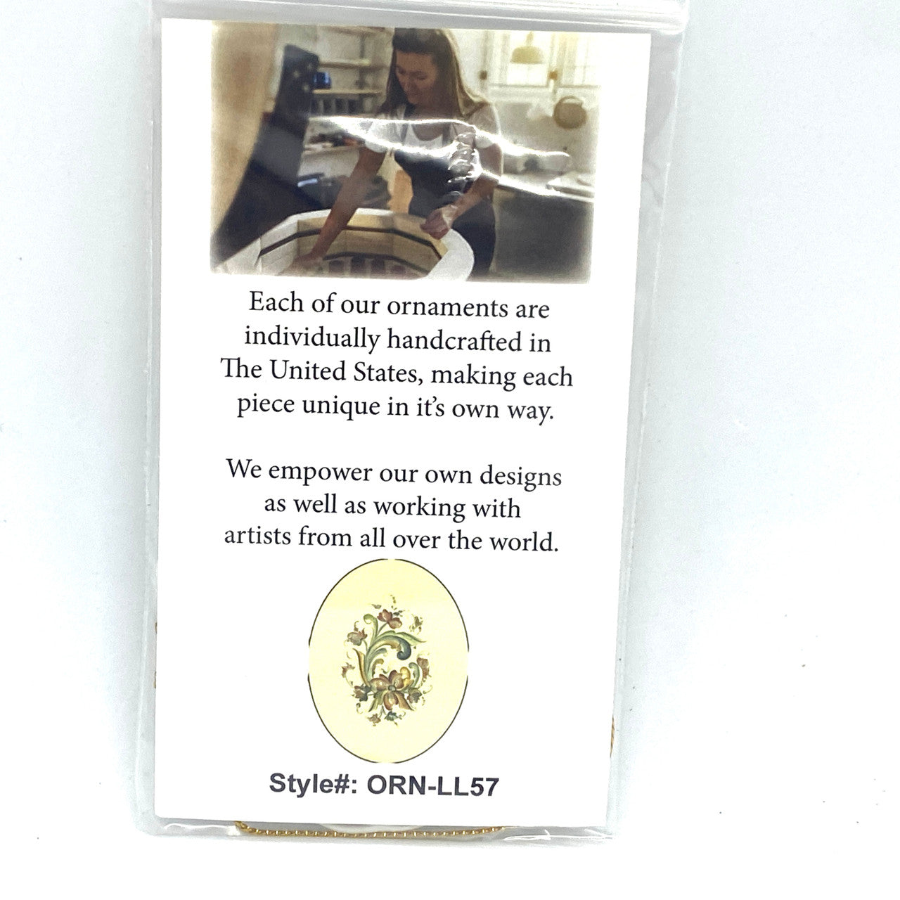 Lise Lorentzen Oval Cream Rosemaling Ceramic Ornament