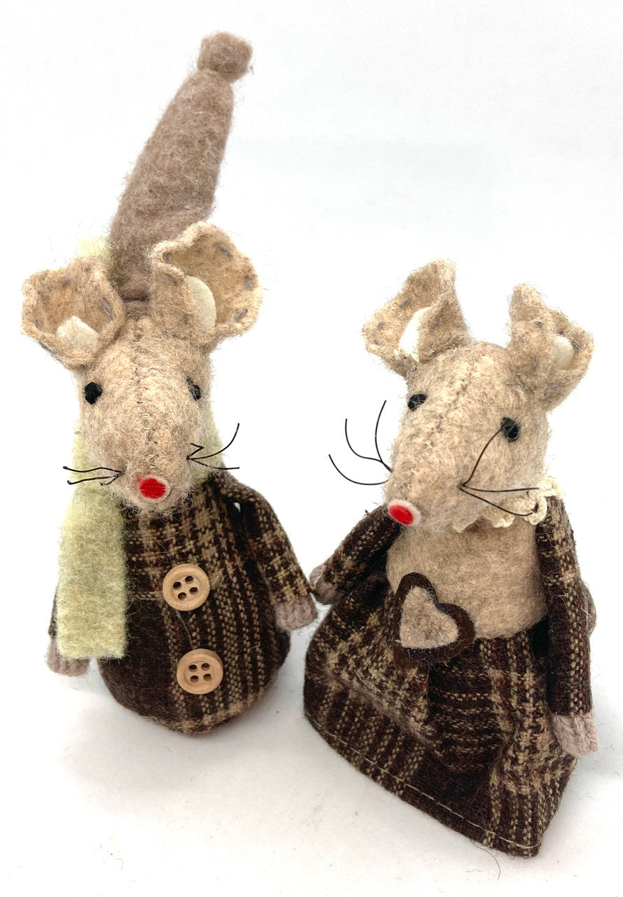 The Plaid Mouse Couple