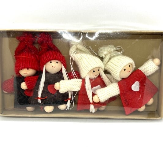 Heart Boys and Girls
About 2 inches wide and tall