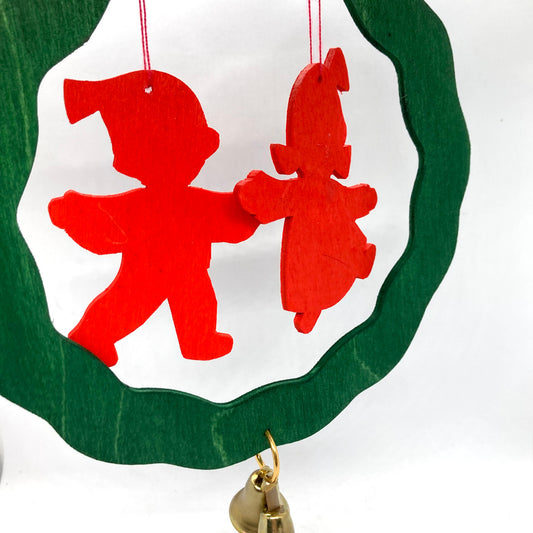 Tomte Boy & Girl Wreath