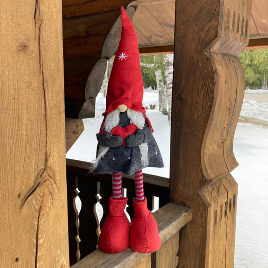 Bobble Gnome Lady Holding Heart