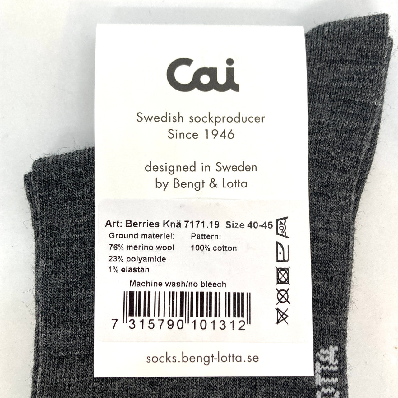 Info on these nice socks. Nice.