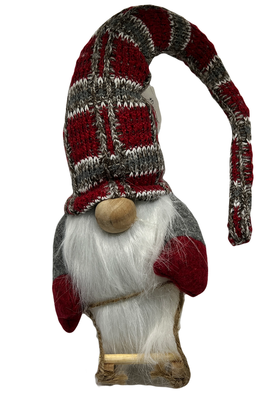 Sled Gnome (Plaid Hat)