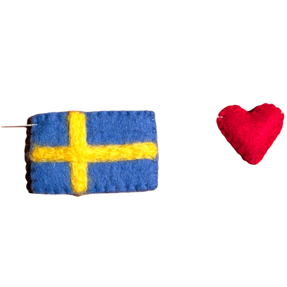 Swedish Flag & Heart Felt Garland